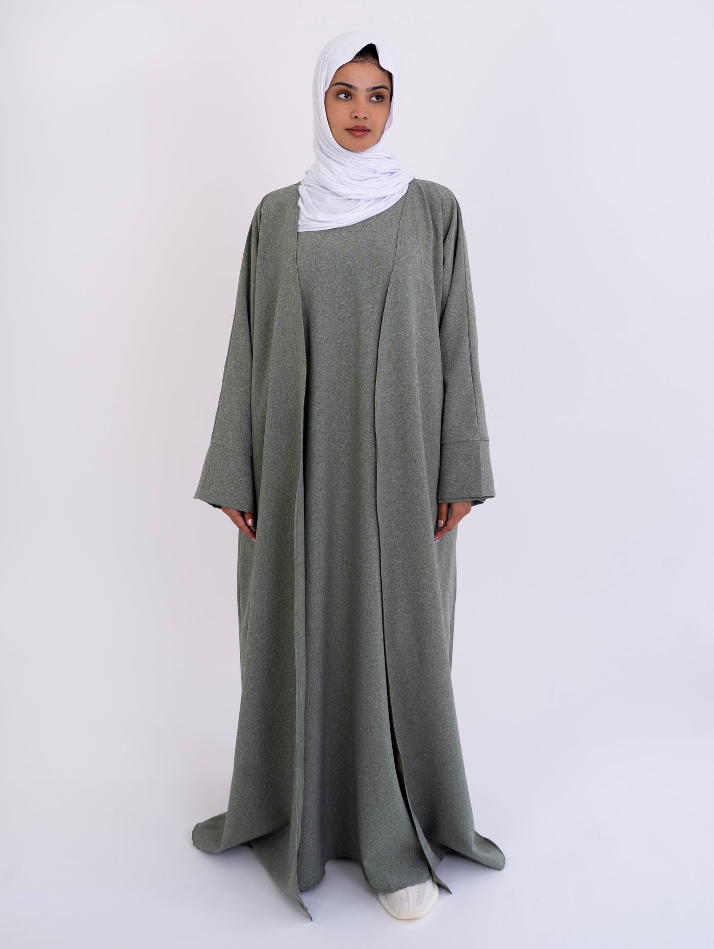 MYRTLE GREEN OPEN ABAYA