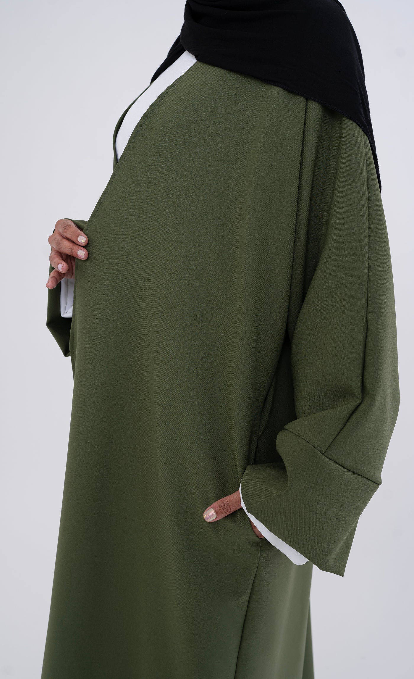 JASMIN-OLIVE OPEN ABAYA